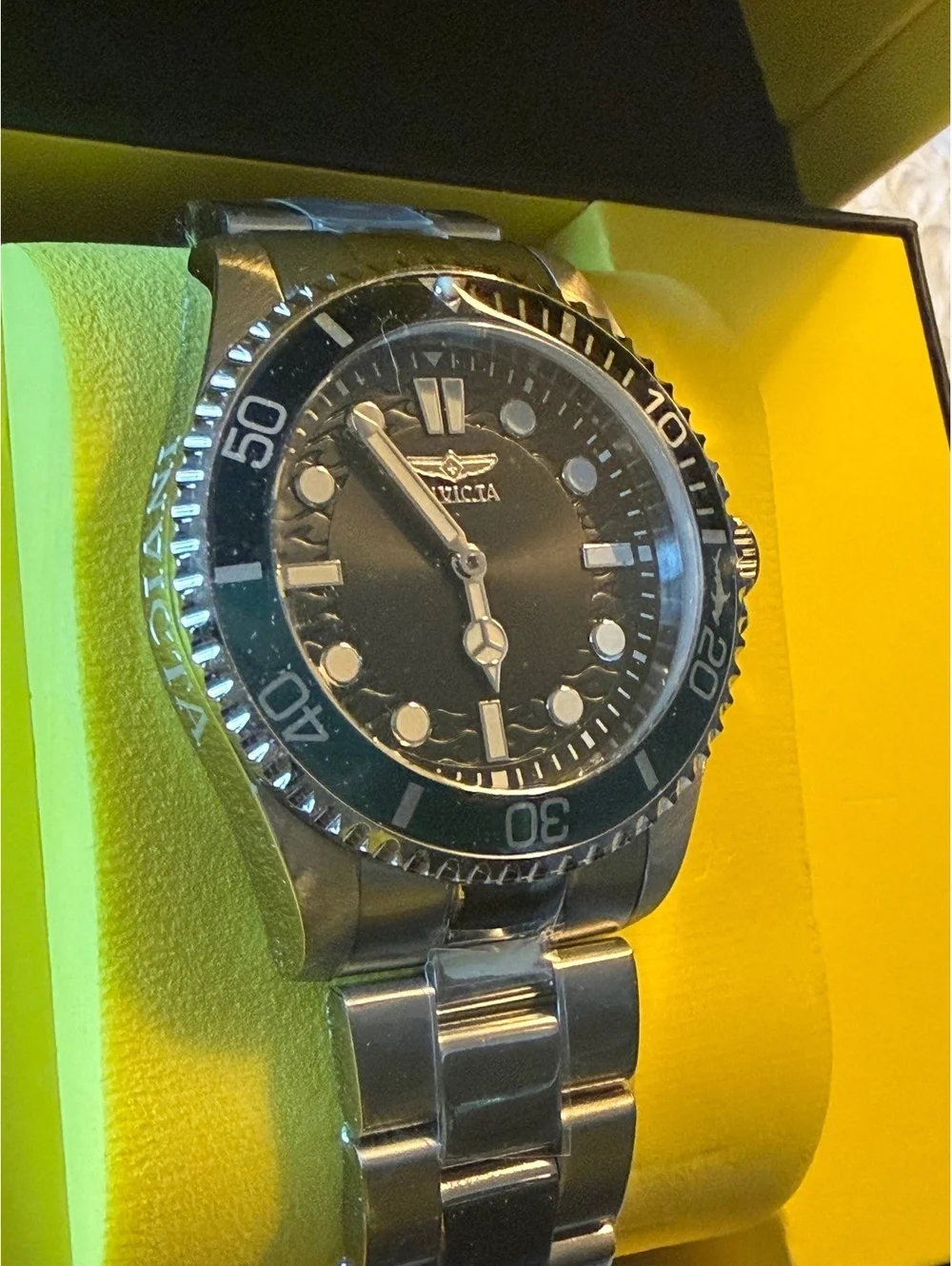 $279 Invicta PRO DIVER black dial diver watch with silver-tone BAND